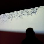Le frissonement du vent vidéo / dessin - pierre noire 150 x 380 cm