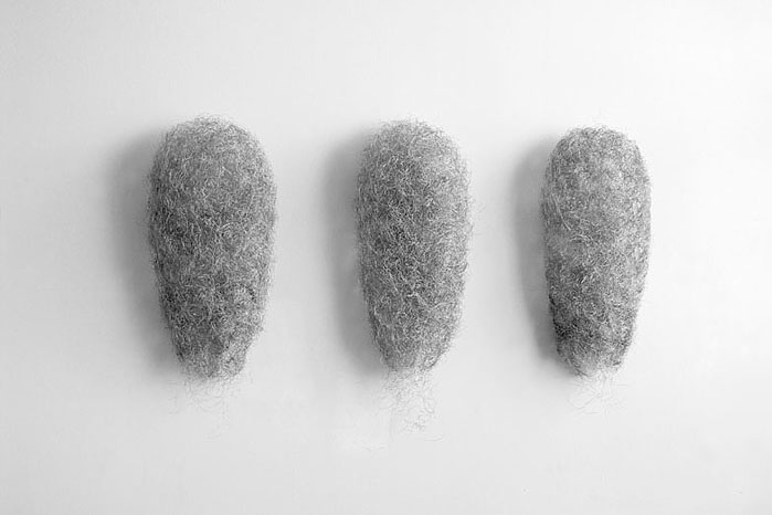 Les 3 oblongues du vent métal, fils d'aluminium 55 x 95 x 8 cm